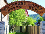 Entrance, Beni Hotel