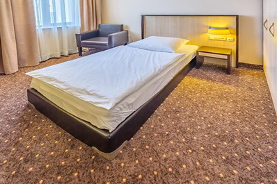 Standard single room