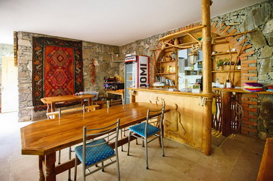 Dining room, Valodia’s Cottage Hotel