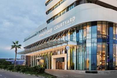 Гостиница Courtyard by Marriott Batumi