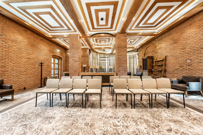 Meeting room, Crowne Plaza Borjomi Hotel
