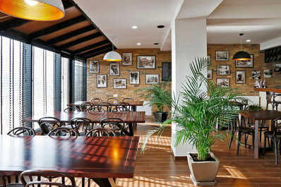 Restaurant, Club-2100 Hotel