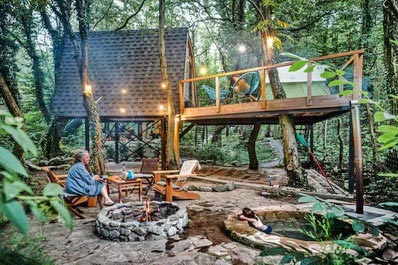 Duende Treehouses and Cocktails Glamping