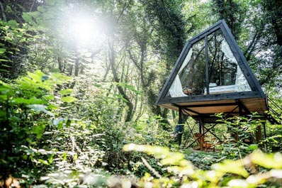 Deluxe cottages, Duende Treehouses and Cocktails Glamping