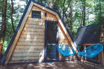 Deluxe cottages, Duende Treehouses and Cocktails Glamping