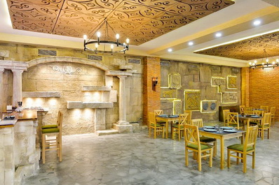 Restaurant, Prometheus Epic Hotel