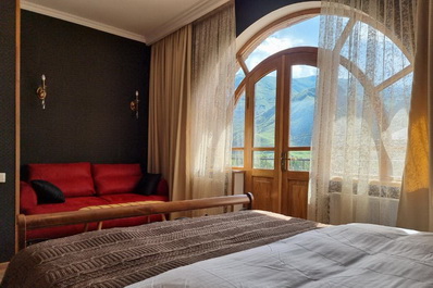 Double room with balcony, GRAF Kazbegi Hotel