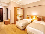 Family connecting room