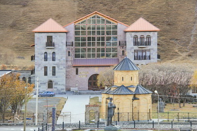 Гостиница, Гостиница Sno Kazbegi