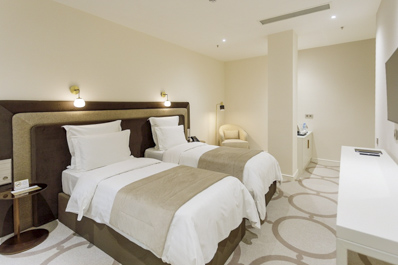 Economy Twin, Ambassadori Hotel