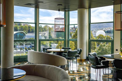 Mozaiko restaurant, Ambassadori Hotel