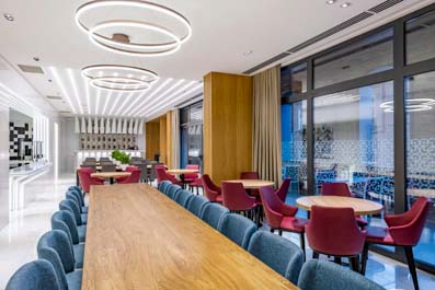 Restaurant, Clocks Hotel