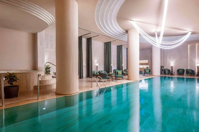 Swimming pool, Swissôtel Tbilisi Hotel