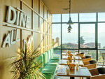 Breakfast area, Holiday Inn Hotel