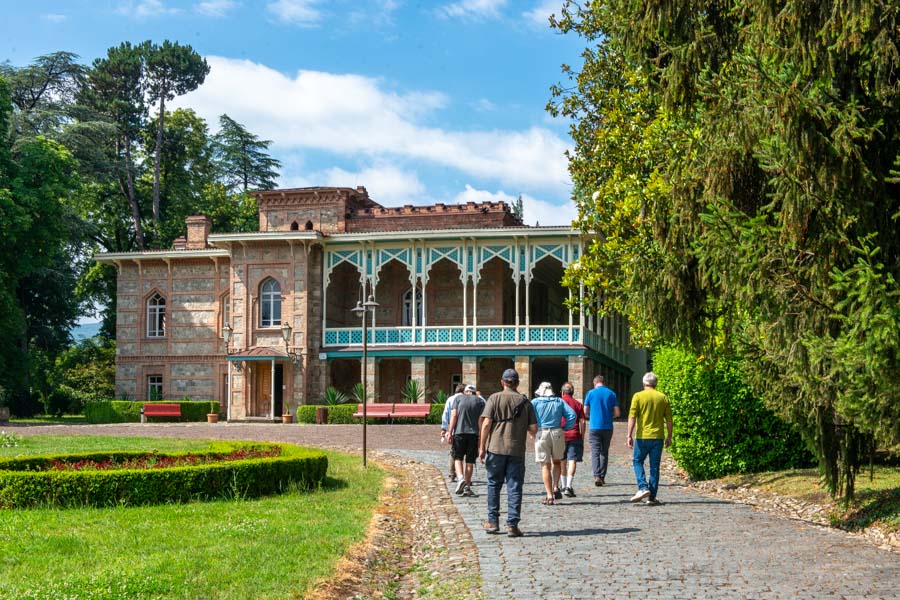 Il Villaggio di Tsinandali nella Regione del Kakheti Il Villaggio di Tsinandali nella Regione del Kakheti