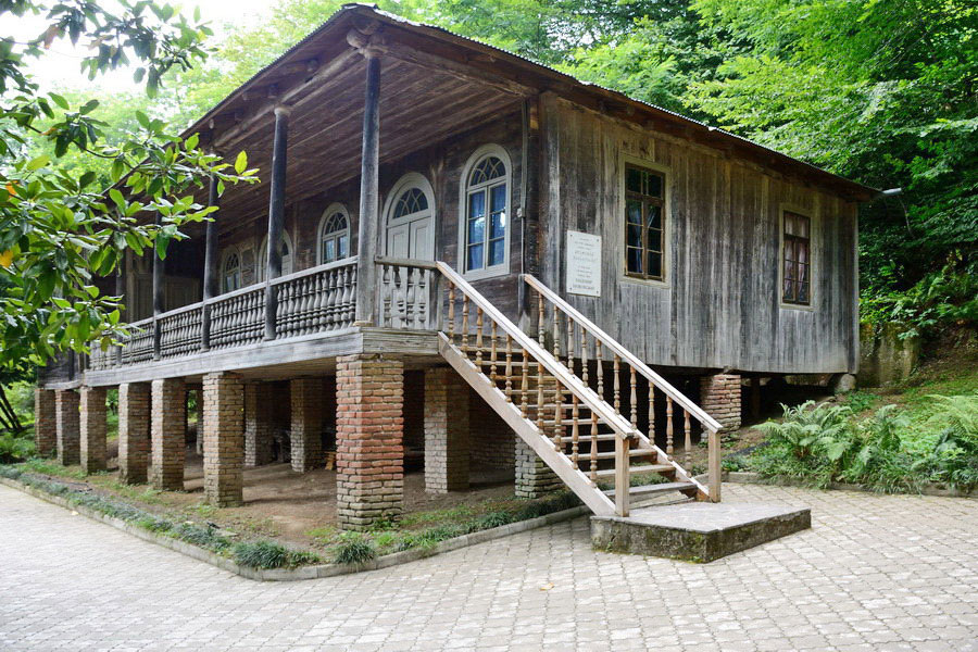 Mayakovsky House Museum in Baghdadi