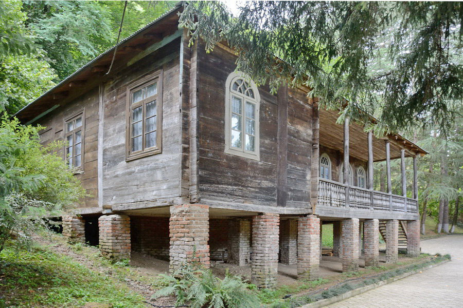 Mayakovsky House Museum in Baghdadi