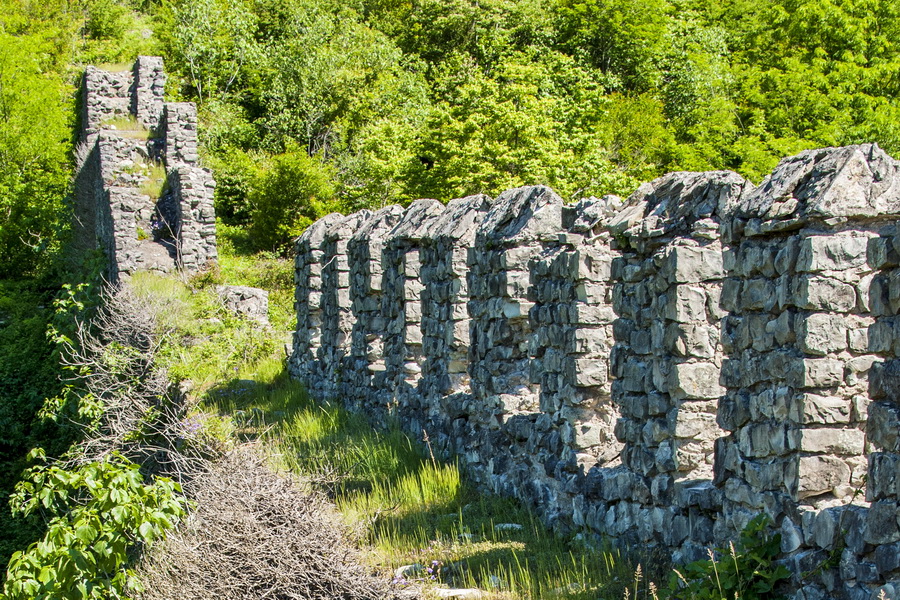 Byzantine Fortress of Archaeopolis (Nokalakevi), Georgia (Illustration) - World History Encyclopedia