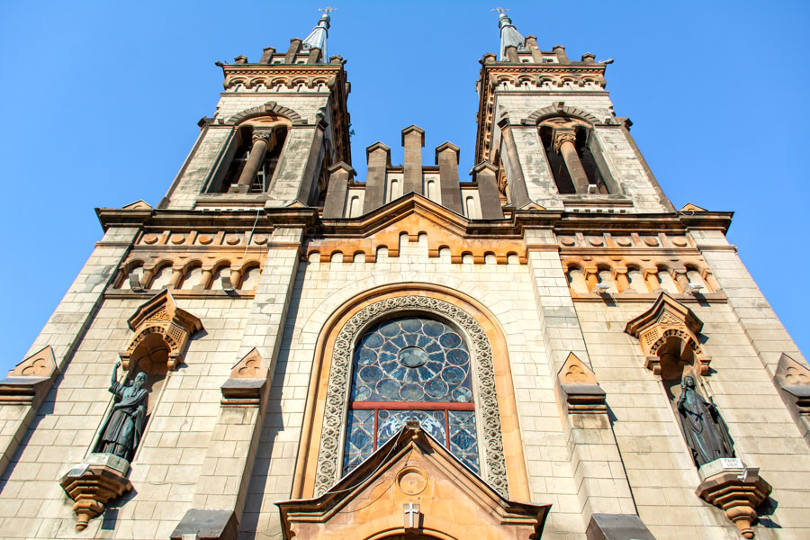 聖母マリアの降誕大聖堂、バトゥミ