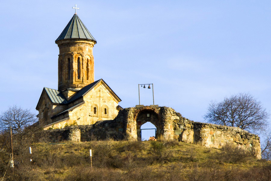 Iglesia de Tsugrugasheni cerca Bolnisi