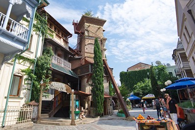 Teatro de Marionetas Rezo Gabriadze, Tiflis