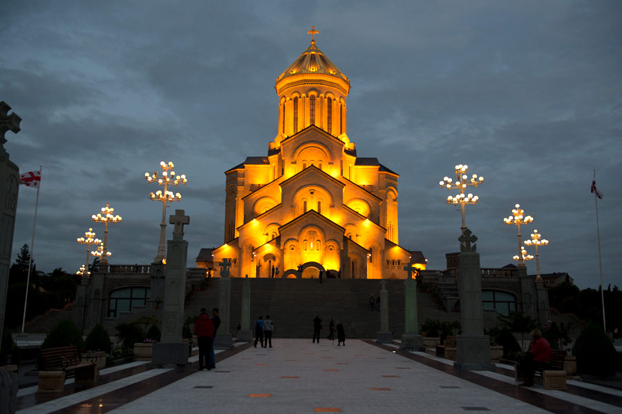 Sameba Cathedral, Landmarks and Attractions in Tbilisi