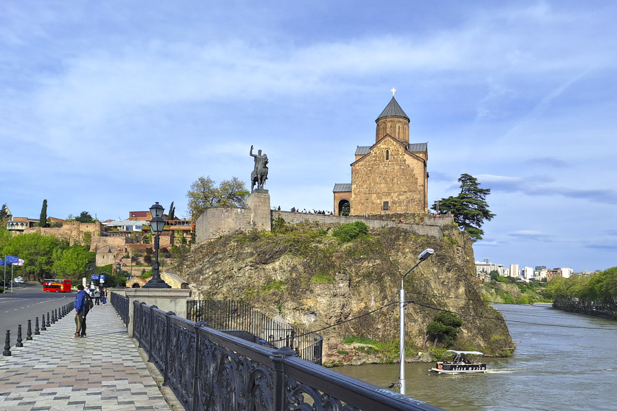 Metekhi Church, Tbilisi Metekhi Church, Tbilisi