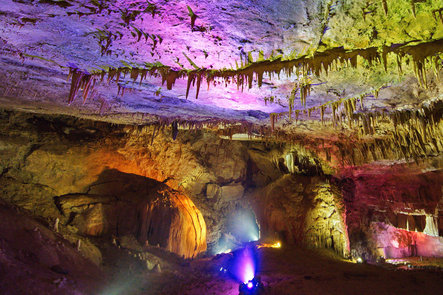 Cueva de Prometeo cerca de Kutaisi