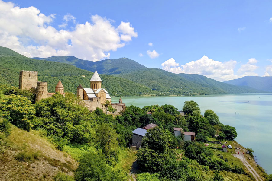 Ananuri Fortress