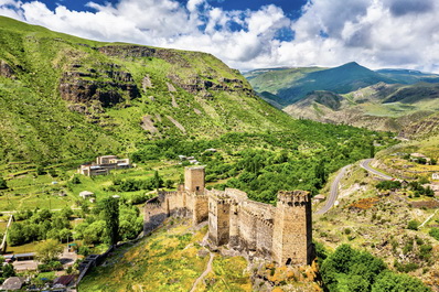 Fortaleza de Khertvisi, Vardzia