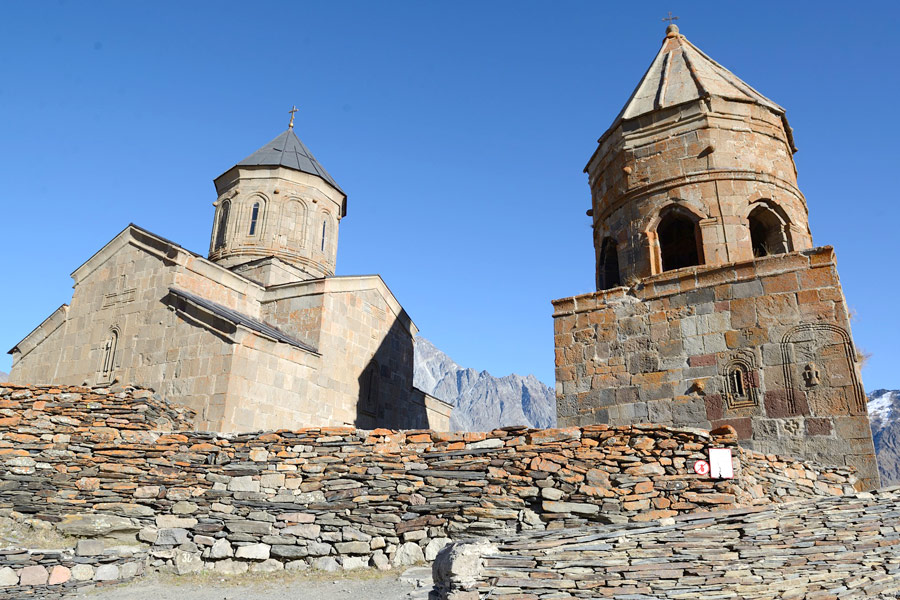 Iglesia de la Santísima Trinidad de Gergeti, cerca de Stepan