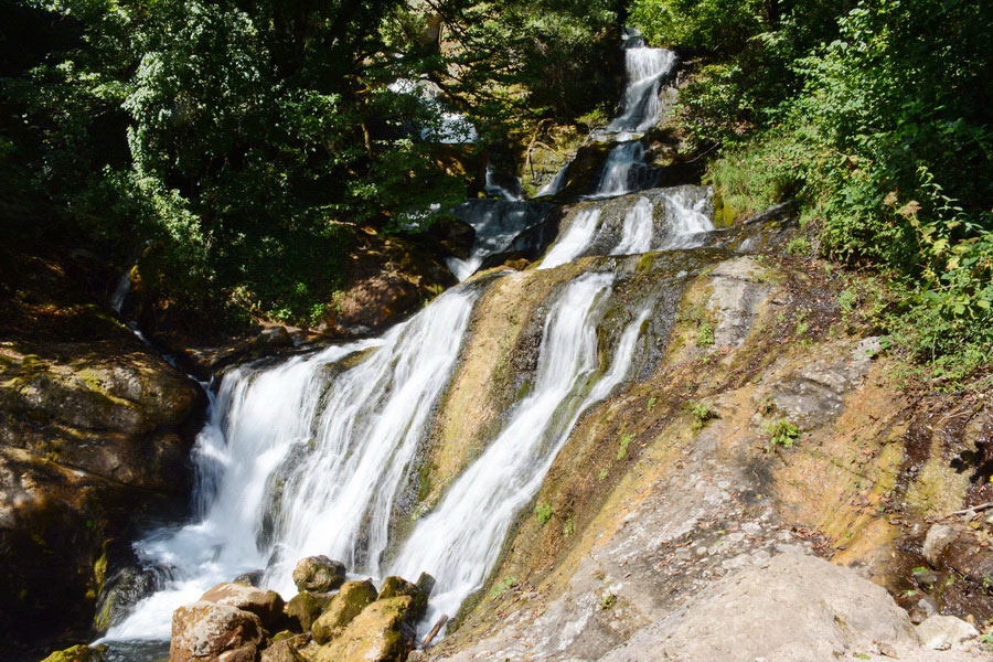 Rachkha Waterfall