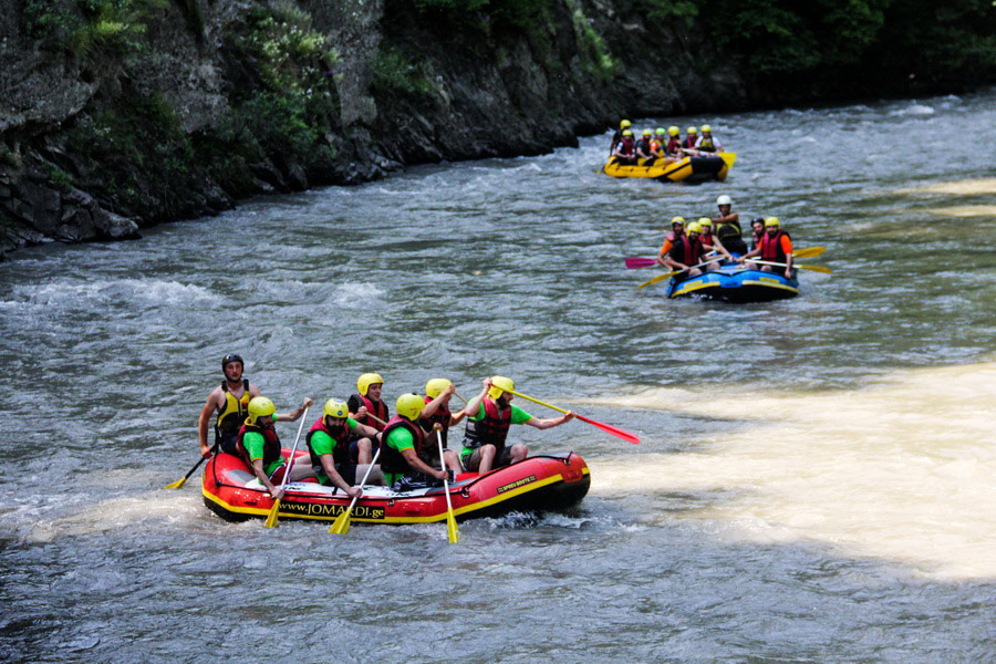 Rafting en el río Rioni