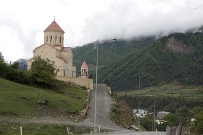 Iglesia de San Nicolás, Mestia