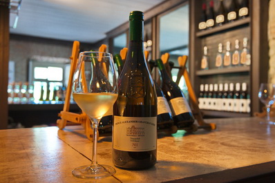 Botella de vino de la finca Tsinandali