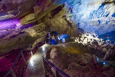 La cueva de Prometeo, cerca de Kutaisi