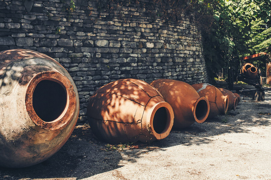 Tecnología Tradicional de Producción de Vino Georgiano