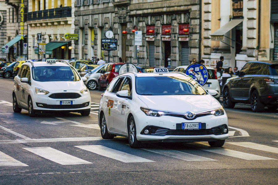 Taxis, Rome Taxis, Rome