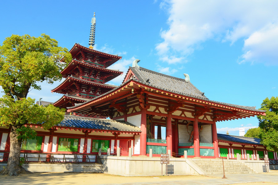 Shitennoji Temple, Osaka