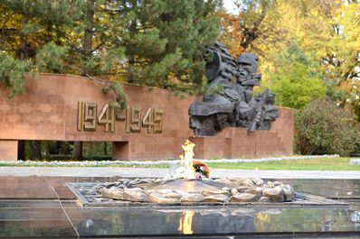 Park of 28 Panfilov Guardsmen, Almaty