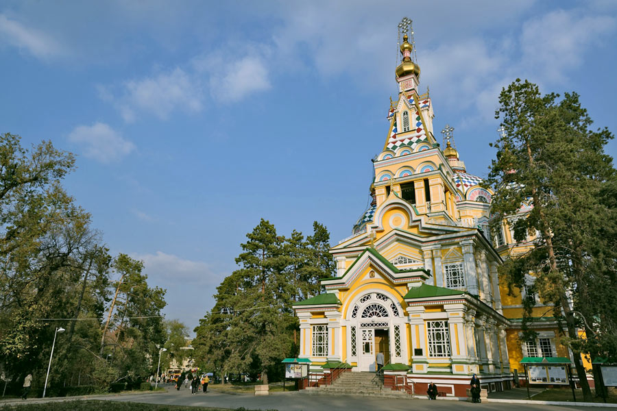 Кафедральный Собор Зенкова, Алматы, Казахстан