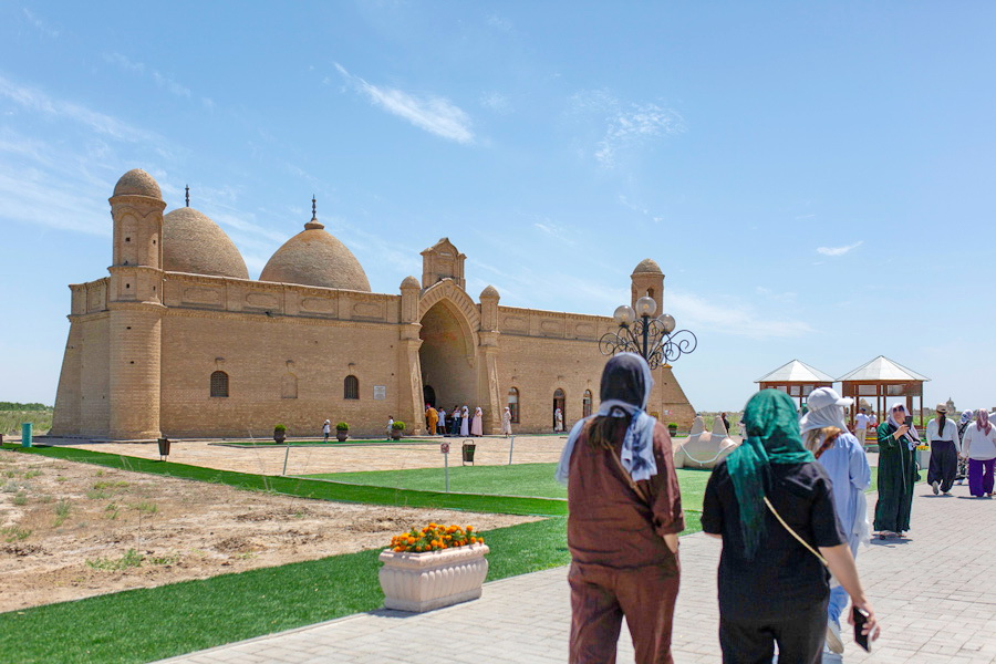 Arystan Bab Mausoleum, Turkestan