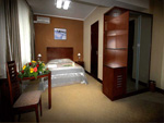 Room, Voyage Hotel