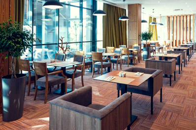 Restaurant, Wyndham Garden Hotel