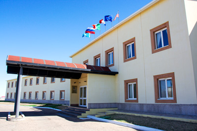 Entrance, Sputnik Hotel