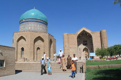 Turkestan, Viaggio in Kazakistan