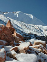 Molodezhniy peak