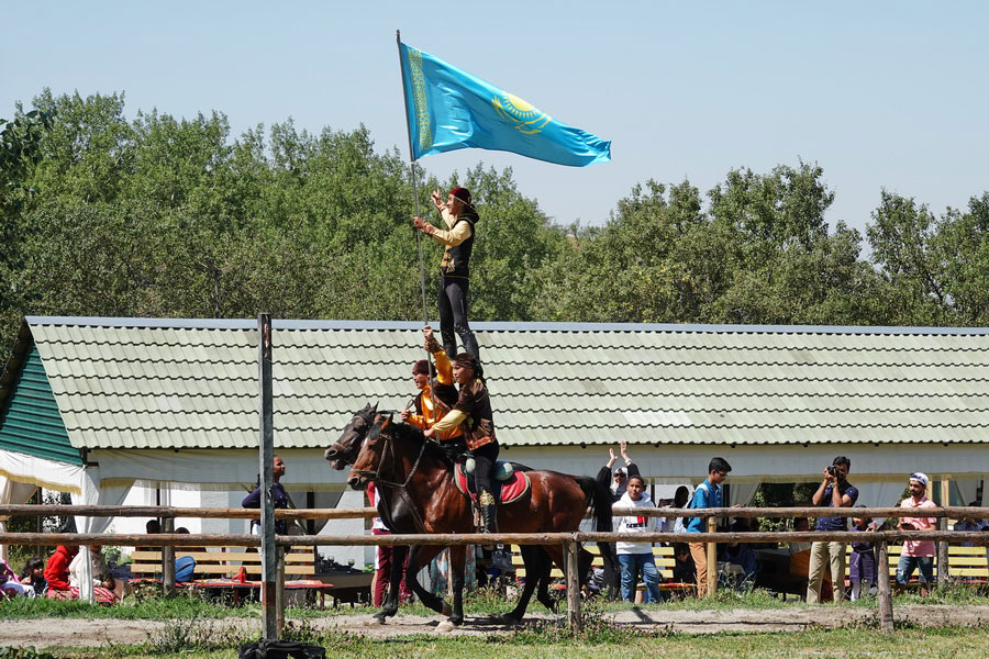 Этнодеревню "Гунны"