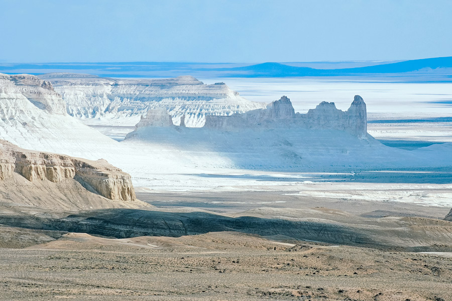 Bozzhyra Valley