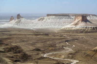 Bozzhyra Valley